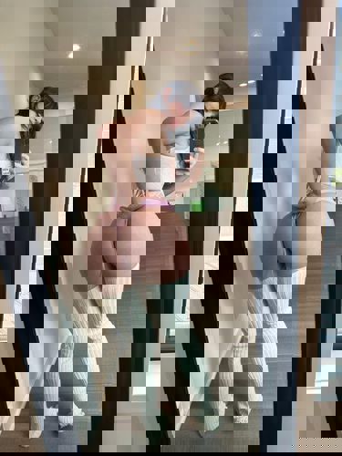 Ellieeten7