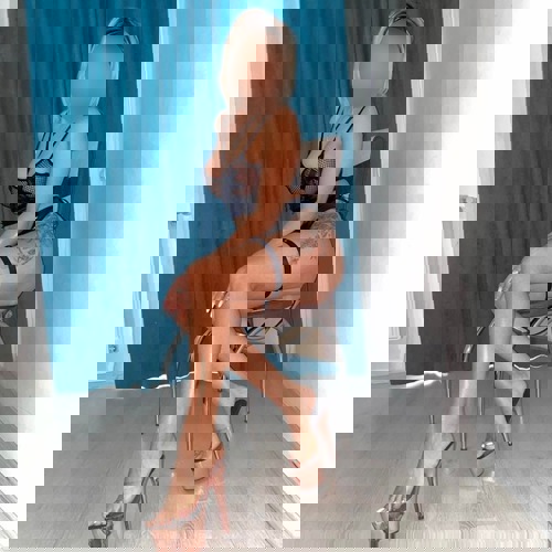 AddaPartyGirl18