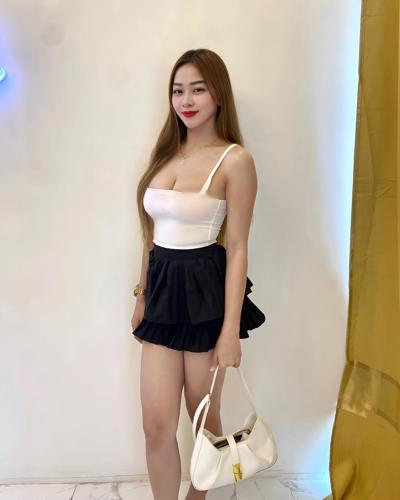Leni8 - +6285729894309