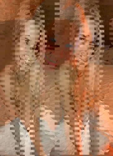Leyna75