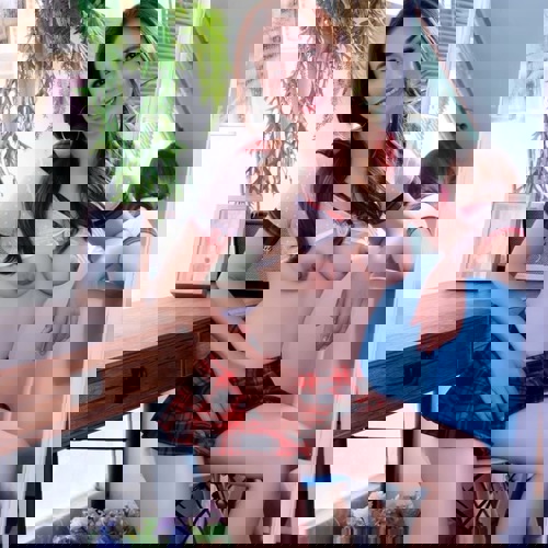LindaAVTopMassage
