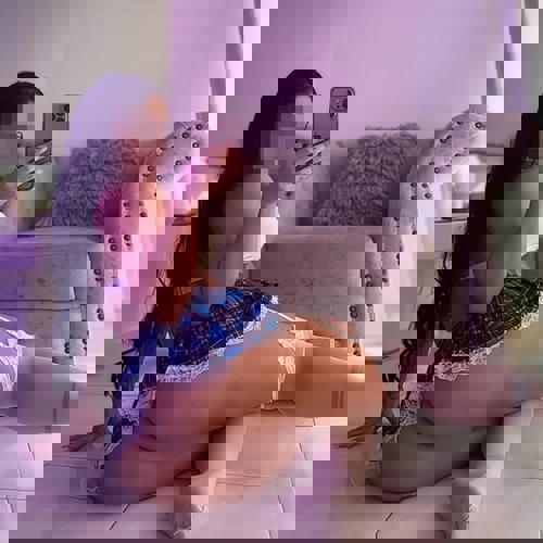 Mia15152121